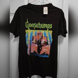 NWT Goosebumps Graphic Tee Size Small
